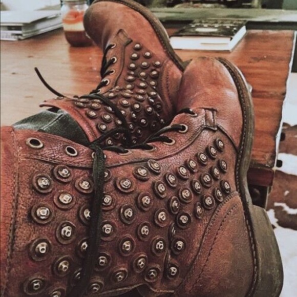 NIB 358.00 FRYE JENNA DISC LACE UP DISTRESSED LEATHER BOOTS - Picture 3 of 7